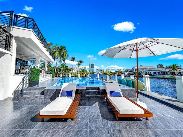 2628 SE 10th Street, Pompano Beach, FL 33062