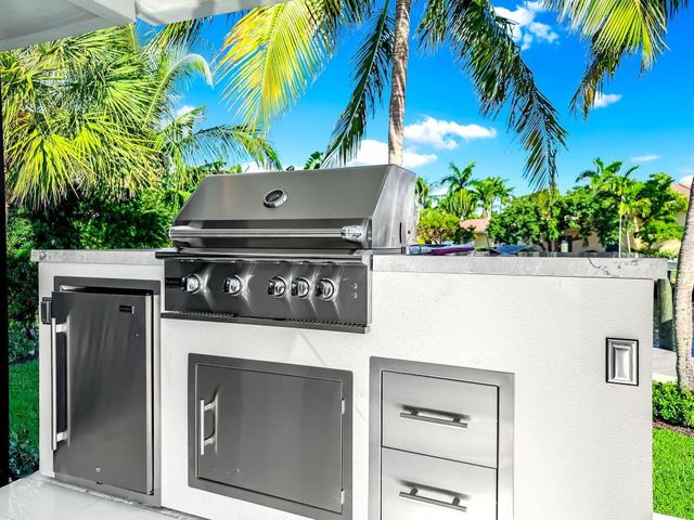 2628 SE 10th Street, Pompano Beach, FL 33062