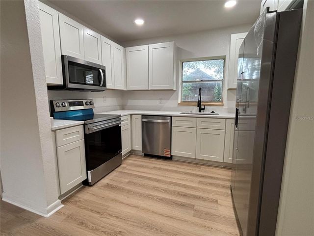 2035 VOLTAIRE STREET, Lakeland, FL 33801