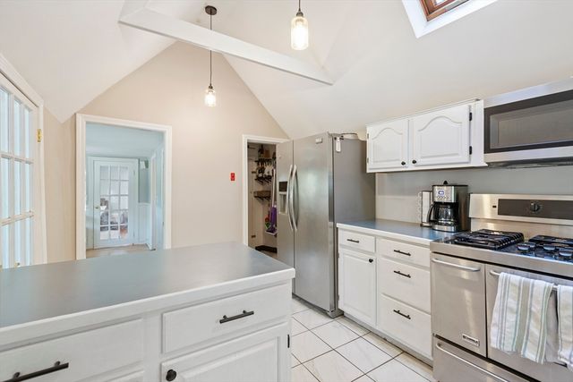 226 Central St, Foxboro, MA 02035