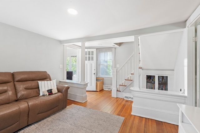 226 Central St, Foxboro, MA 02035