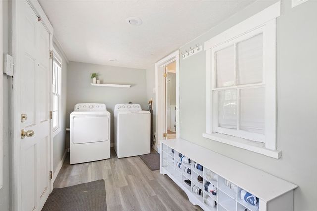 226 Central St, Foxboro, MA 02035
