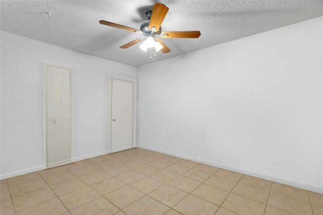 1560 Mckinley Street 210W, Hollywood, FL 33020