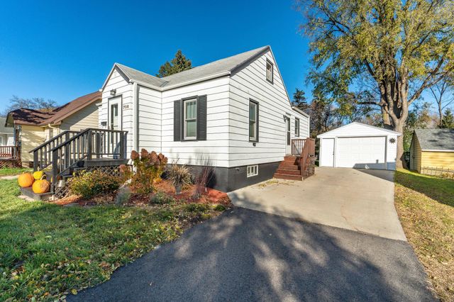 708 Spruce Street, Fergus Falls, MN 56537