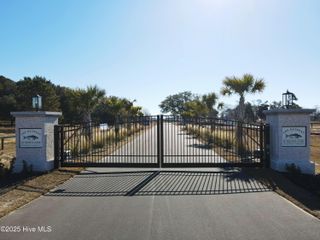 139 Bethea Street, Holly Ridge, NC 28445