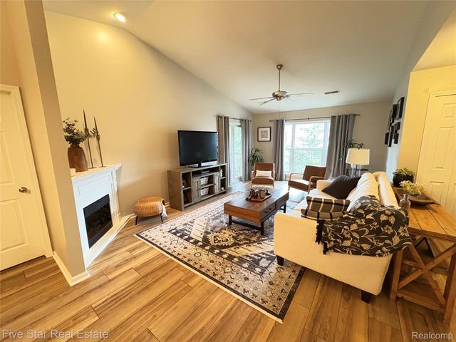 15943 Morningside, Northville, MI 48168