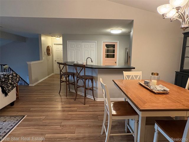 15943 Morningside, Northville, MI 48168