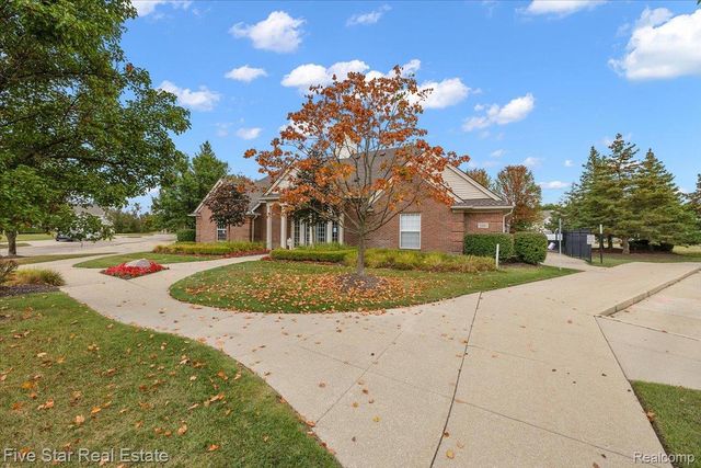 15943 Morningside, Northville, MI 48168