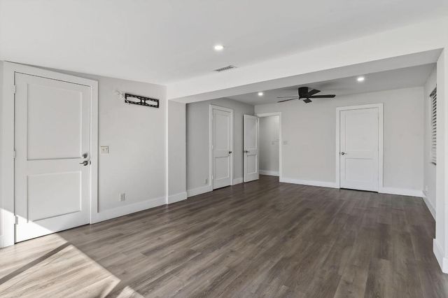 122 Arlington Place, West Palm Beach, FL 33405