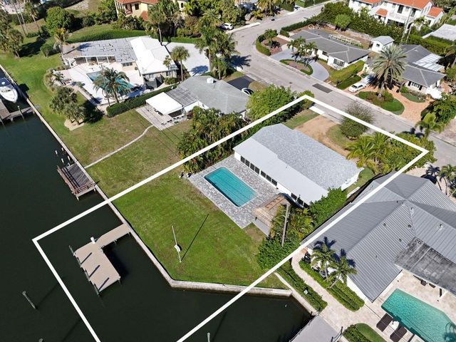 122 Arlington Place, West Palm Beach, FL 33405