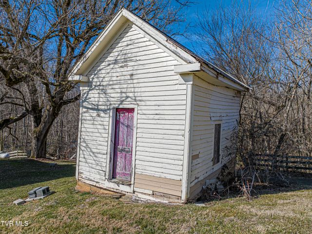 22601 Green Springs Church Road, Abingdon, VA 24211