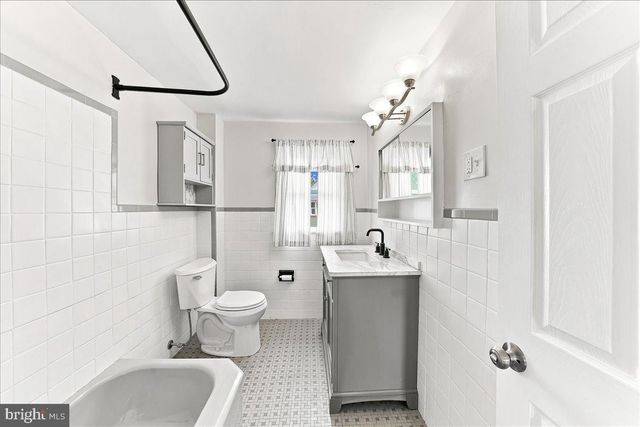 106 MARIANVILLE RD, Aston, PA 19014