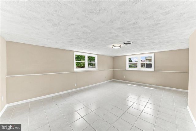 106 MARIANVILLE RD, Aston, PA 19014
