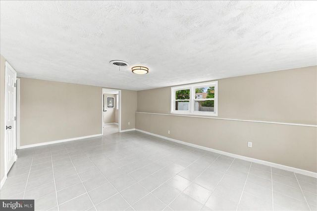 106 MARIANVILLE RD, Aston, PA 19014