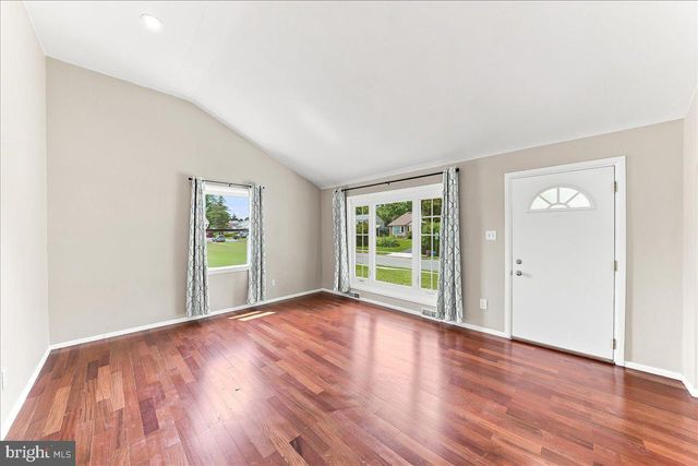 106 MARIANVILLE RD, Aston, PA 19014