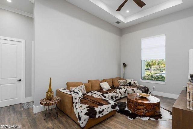 709 15th ST SW, Naples, FL 34117