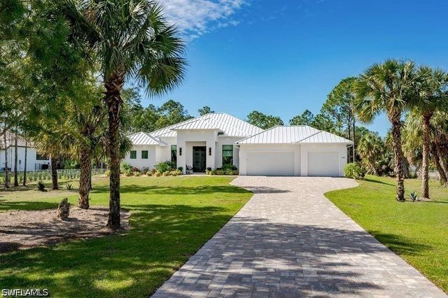 709 15th ST SW, Naples, FL 34117