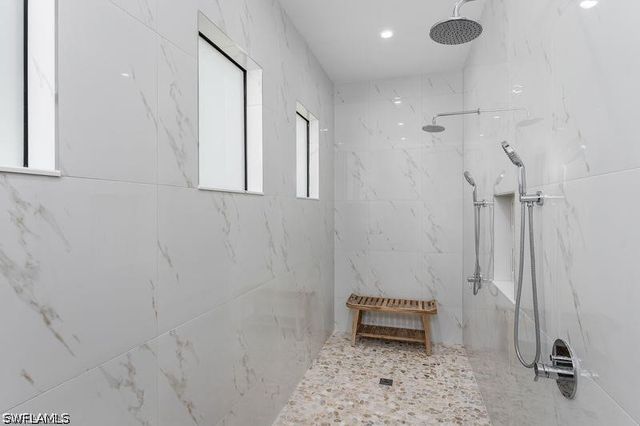 709 15th ST SW, Naples, FL 34117