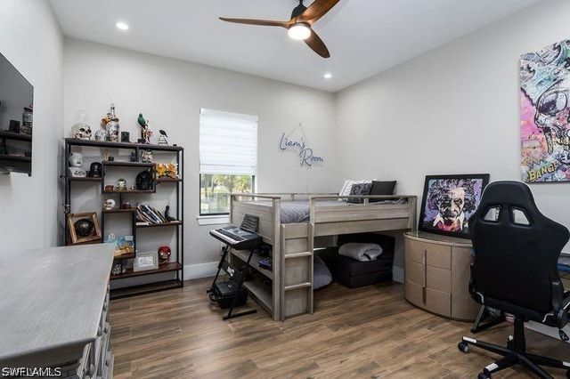 709 15th ST SW, Naples, FL 34117