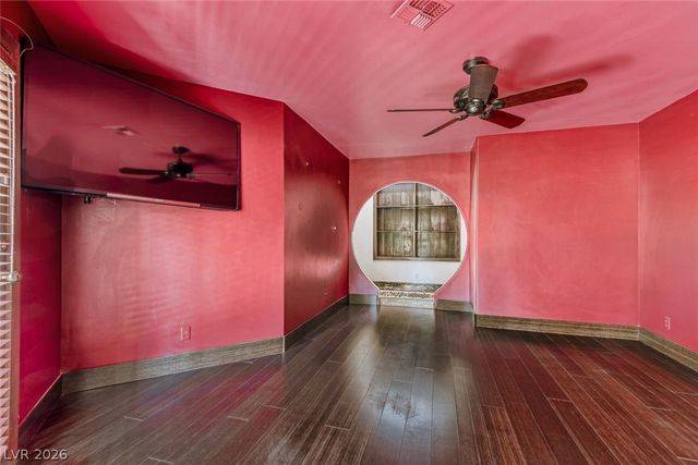 7296 Mission Hills Drive, Las Vegas, NV 89113