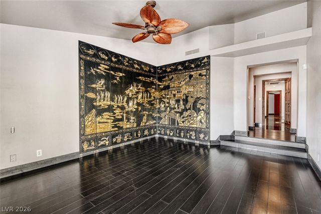 7296 Mission Hills Drive, Las Vegas, NV 89113