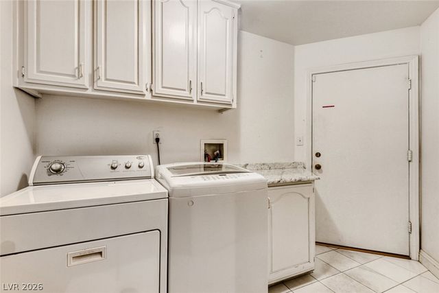 7296 Mission Hills Drive, Las Vegas, NV 89113