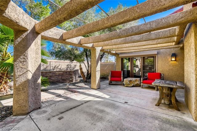 7296 Mission Hills Drive, Las Vegas, NV 89113