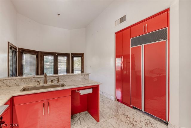 7296 Mission Hills Drive, Las Vegas, NV 89113