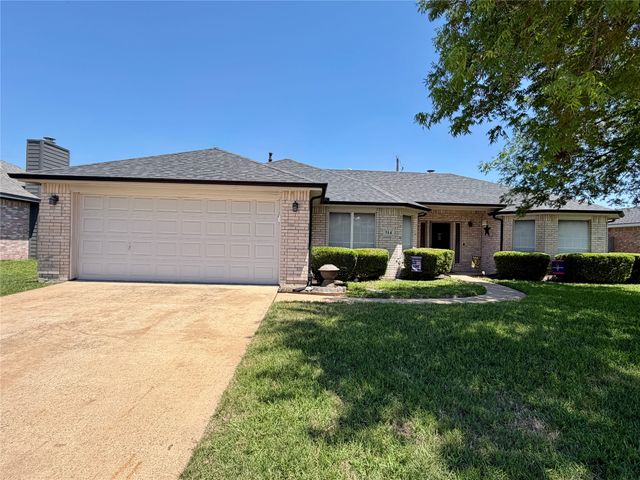 514 Morningside Court, Midlothian, TX 76065