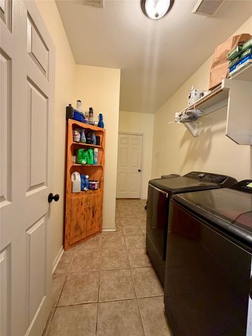 514 Morningside Court, Midlothian, TX 76065