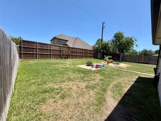 514 Morningside Court, Midlothian, TX 76065
