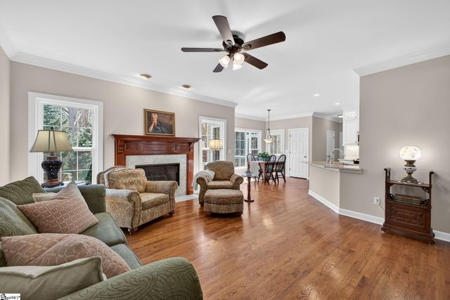 18 Dapple Gray Court, Simpsonville, SC 29680