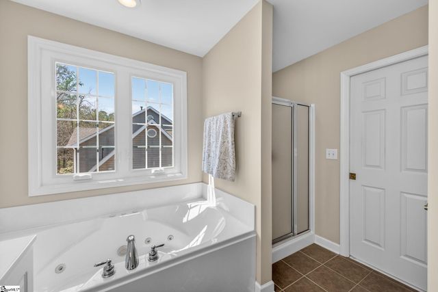 18 Dapple Gray Court, Simpsonville, SC 29680