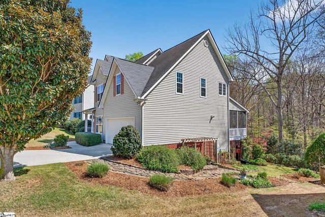 18 Dapple Gray Court, Simpsonville, SC 29680