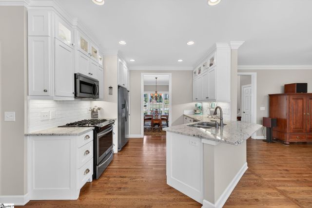 18 Dapple Gray Court, Simpsonville, SC 29680