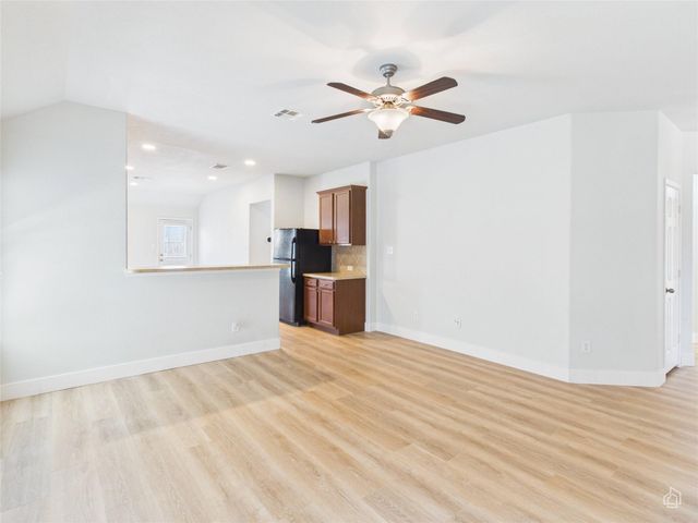 546 Travertine TRL, Buda, TX 78610