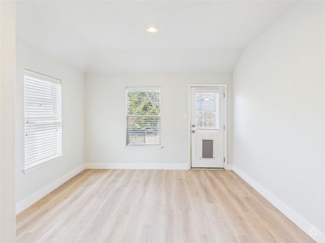 546 Travertine TRL, Buda, TX 78610