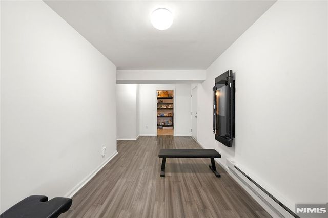 31 Hooks Lane 7, Edgewater, NJ 07020