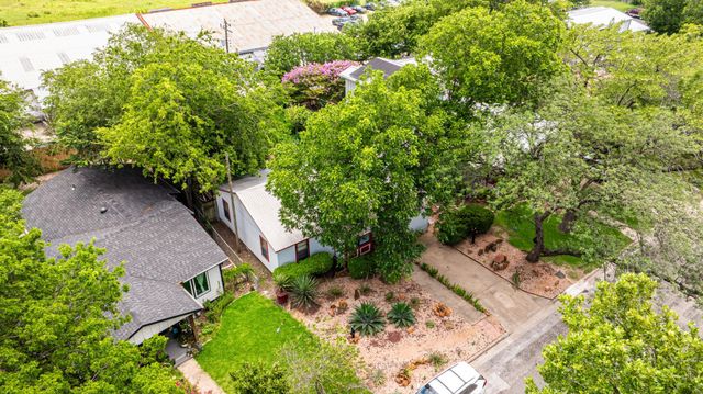 7005 Saint Johns CIR, Austin, TX 78757