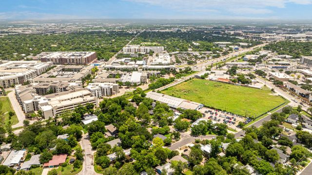 7005 Saint Johns CIR, Austin, TX 78757