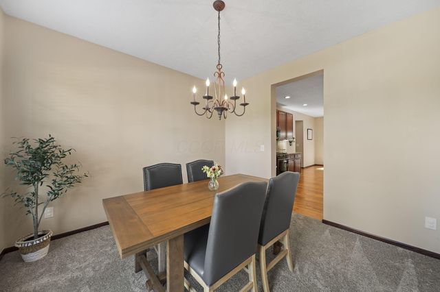 6199 Beringer Drive, Westerville, OH 43082