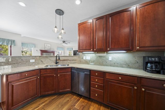 6199 Beringer Drive, Westerville, OH 43082