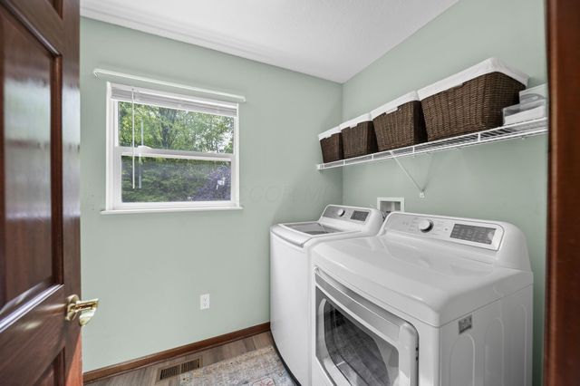 6199 Beringer Drive, Westerville, OH 43082