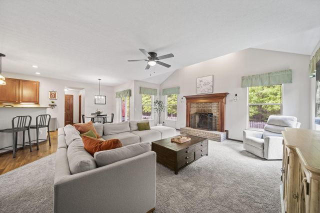 6199 Beringer Drive, Westerville, OH 43082