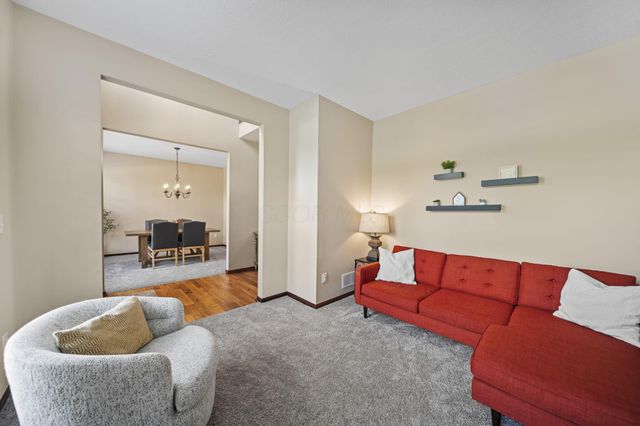 6199 Beringer Drive, Westerville, OH 43082