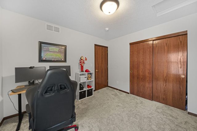 6199 Beringer Drive, Westerville, OH 43082