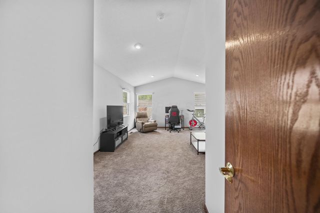 6199 Beringer Drive, Westerville, OH 43082