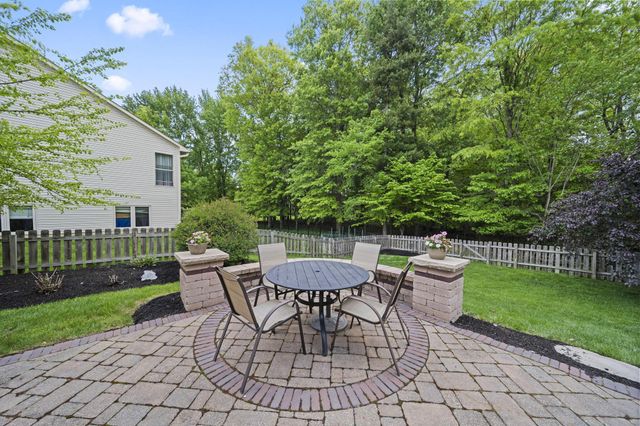 6199 Beringer Drive, Westerville, OH 43082