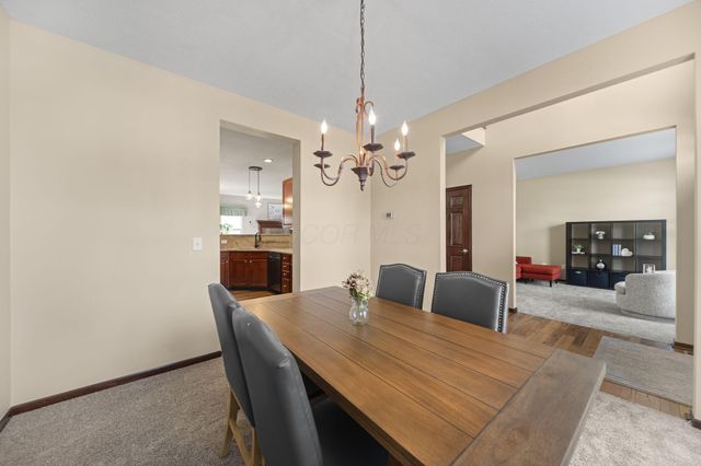 6199 Beringer Drive, Westerville, OH 43082