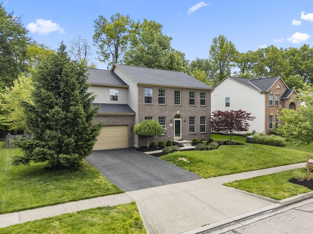 6199 Beringer Drive, Westerville, OH 43082